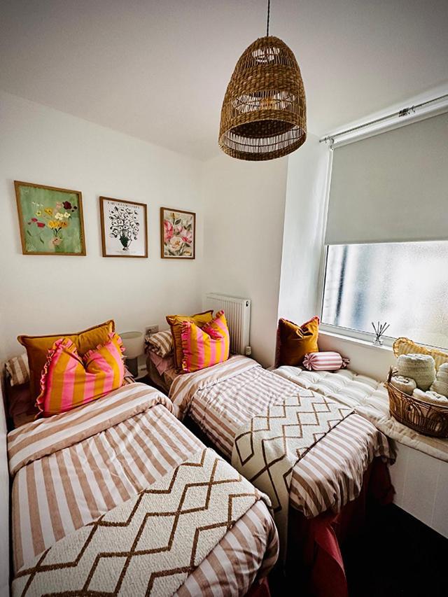 Mor Heli Guest House 크리키어스 외부 사진