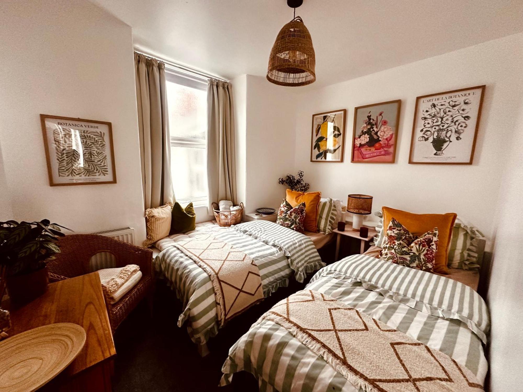 Mor Heli Guest House 크리키어스 외부 사진
